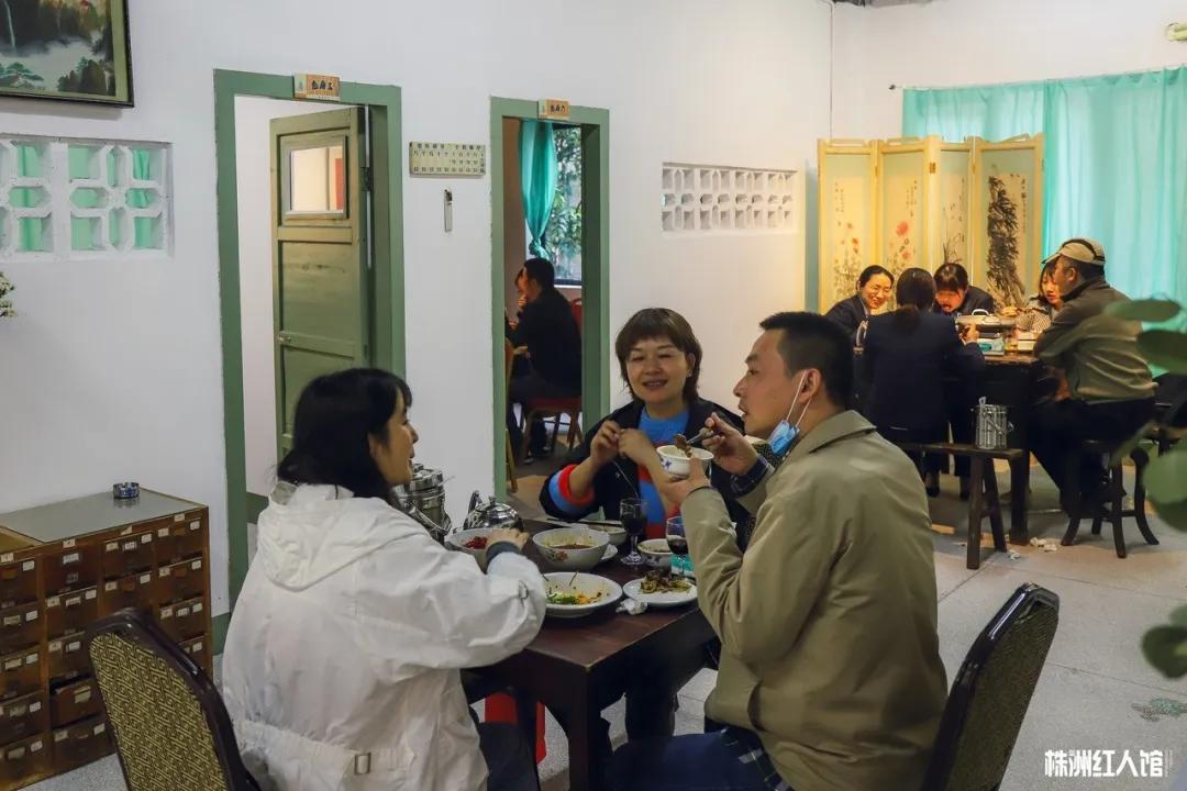 神经哥回归过程,神经哥原唱歌曲