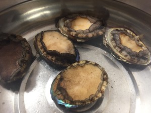 怎么快速的洗鲍鱼,冰冻鲍鱼怎么洗才干净