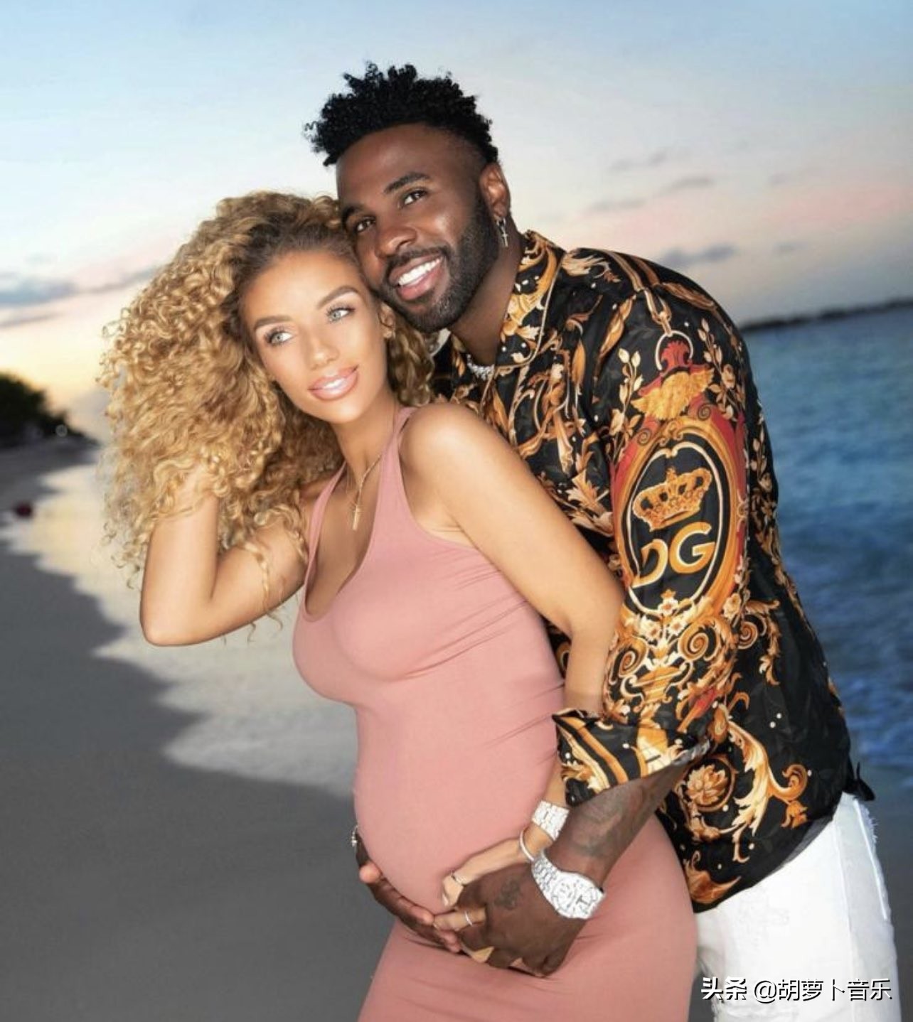 贾斯汀比伯最新冠单,贾斯汀比伯最新专辑成绩