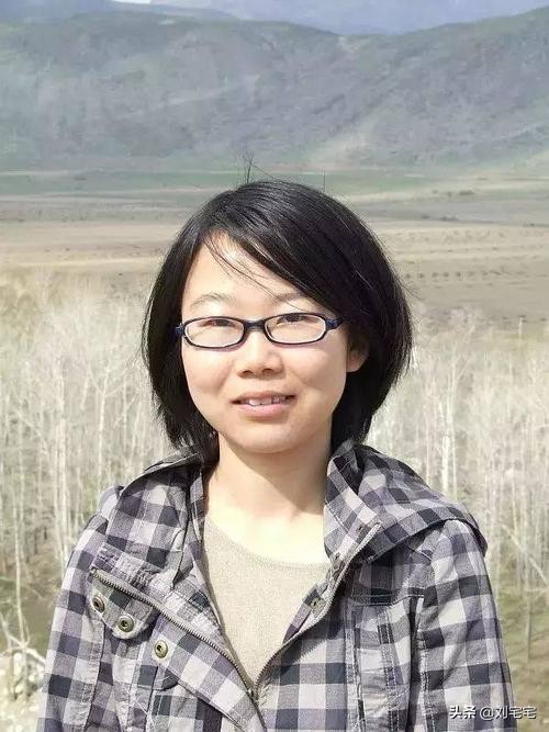 别了，余秀华：对于“中国最善骂诗人”再度退出*今条头日**的感想