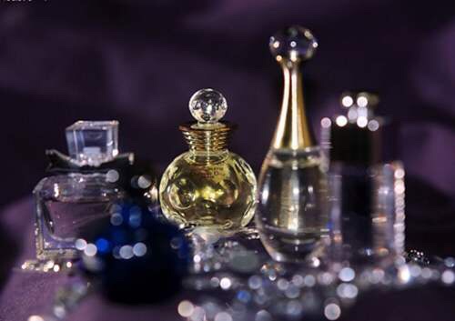 清新淡雅的香水调配,香水如何找到适合自己的香调
