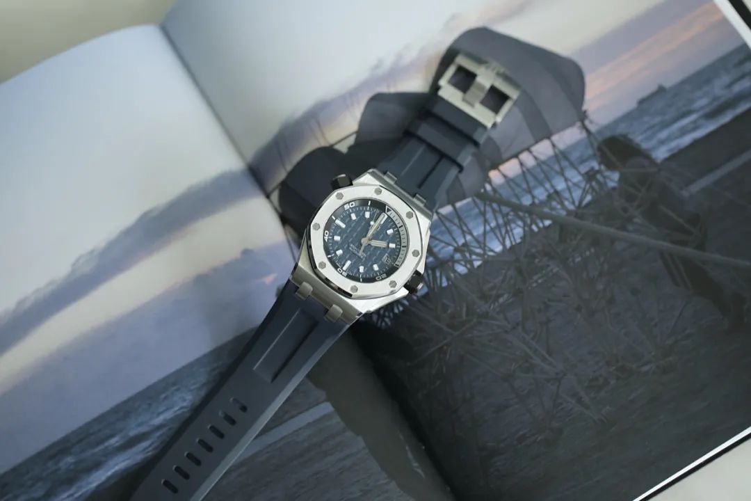 什么款式的表夏天冬天都可以戴,精致夏天适合戴的表