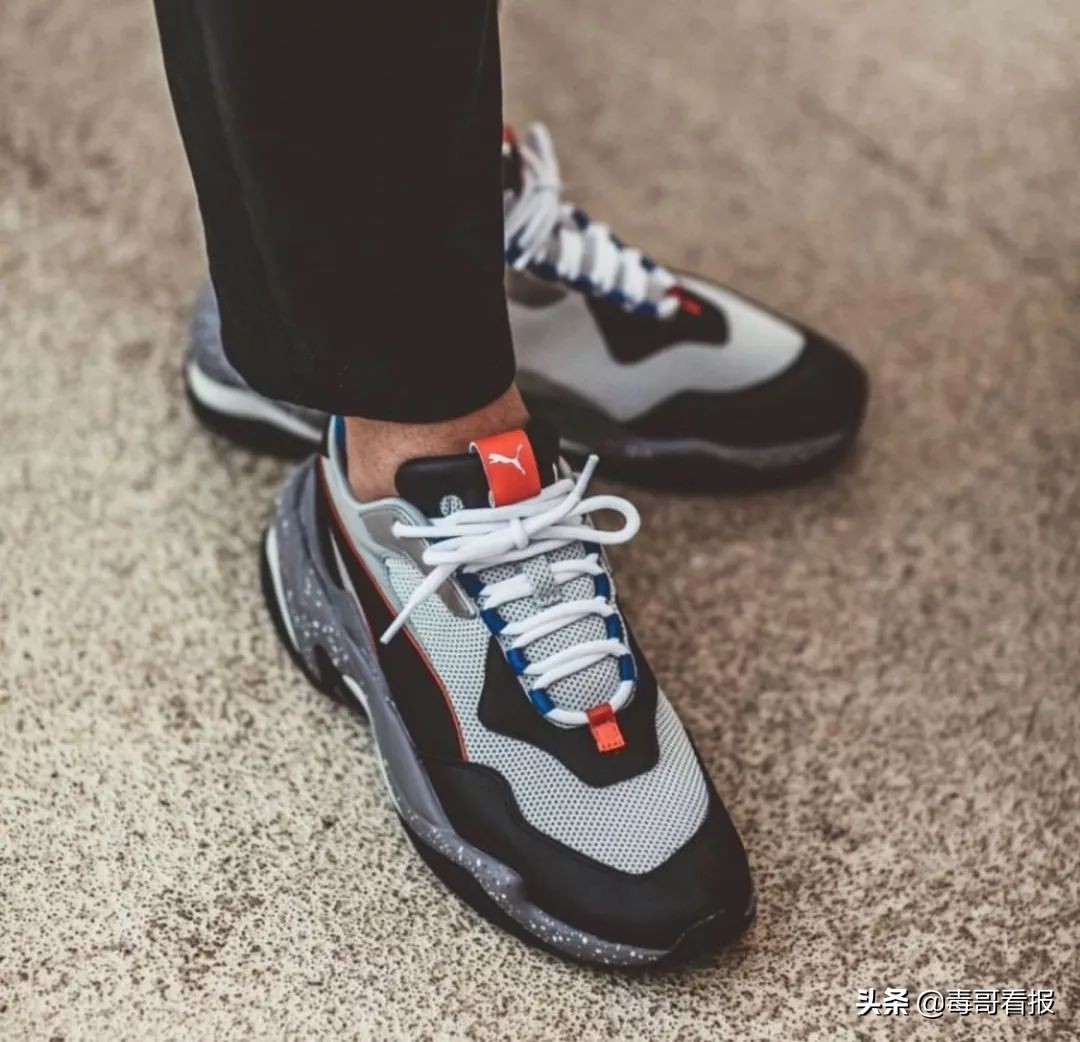 puma全面反光的鞋子,puma全掌碳板钉鞋测评