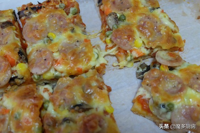 自制披萨的超简单做法,自制披萨最简单的方法