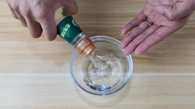 冰箱很久不用很臭有虫子怎么办,冰箱除虫小妙招