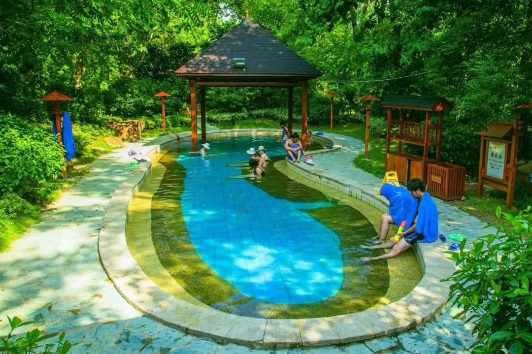 武汉温泉推荐冬季室外,冬天武汉泡温泉