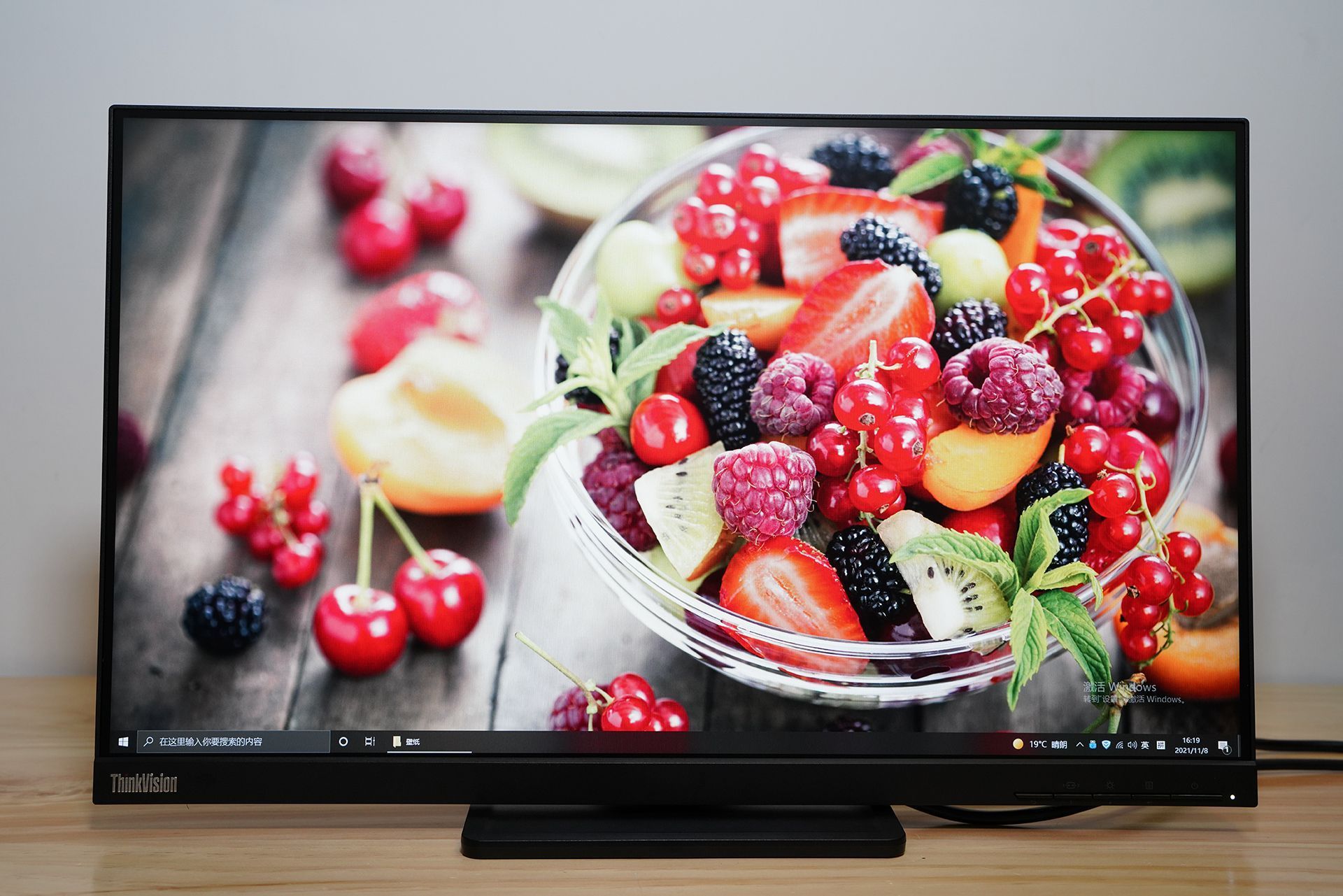 联想thinkvisiont22i-10显示器,联想thinkvisionx2323寸显示器