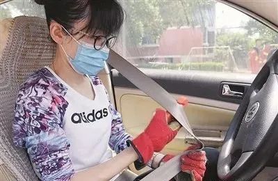 弯的安全锤和直的安全锤,安全锤四合一破窗神器