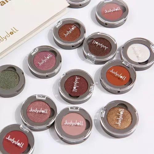 三个便宜又惊艳的化妆品,平民好用的化妆品都有哪些