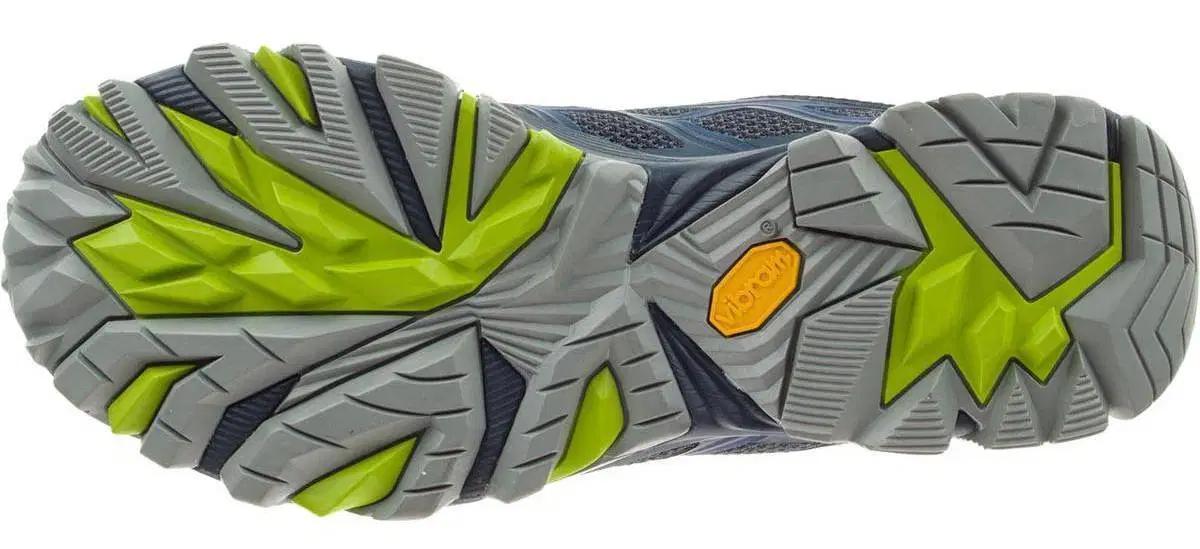 户外登山鞋和徒步鞋的区别,户外登山鞋选购全攻略