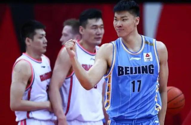 李总与秦总微信聊未来