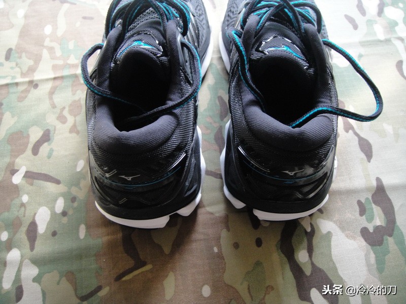 mizuno美津浓男女复古跑鞋,mizuno美津浓男士支撑缓震慢跑鞋