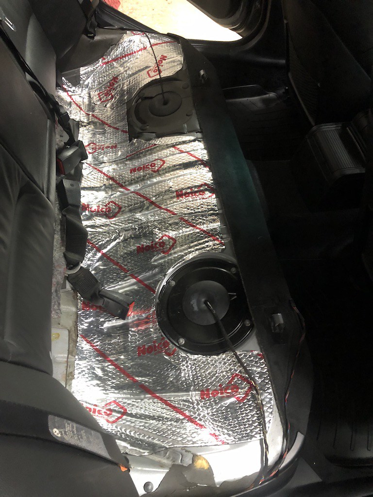 05年宝马3系整理：用宝来换来的抛锚车在专业修理工手中变废为宝