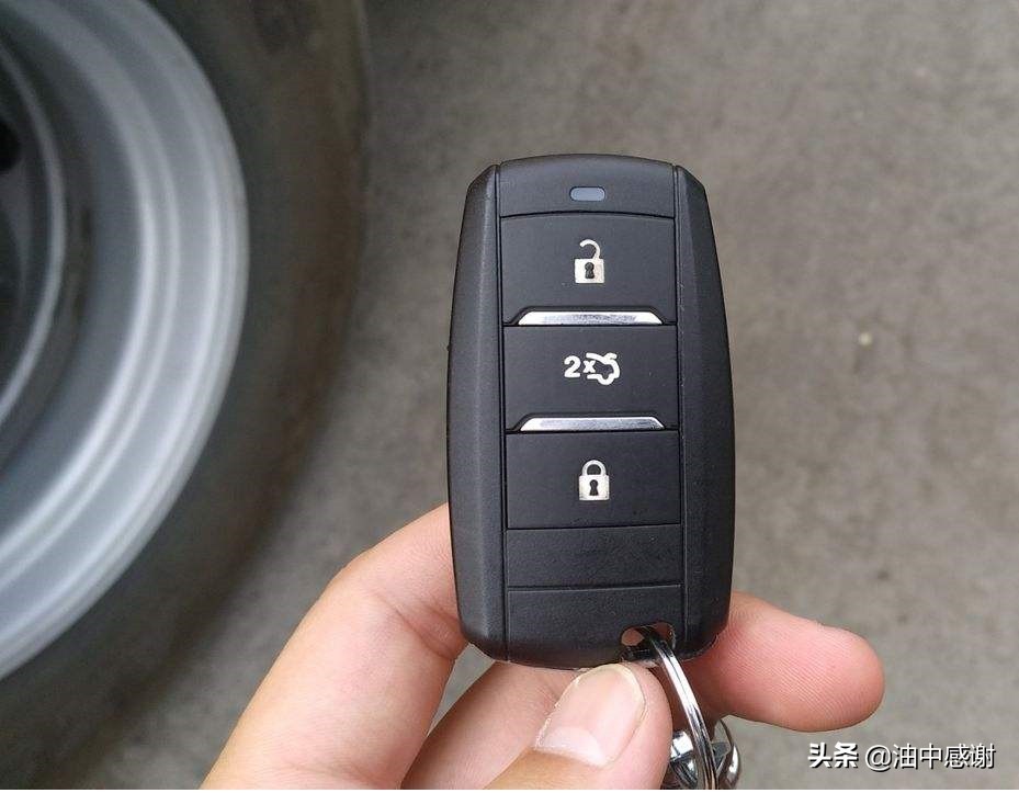 车钥匙进水了遥控失灵怎么办,车钥匙不小心进水了