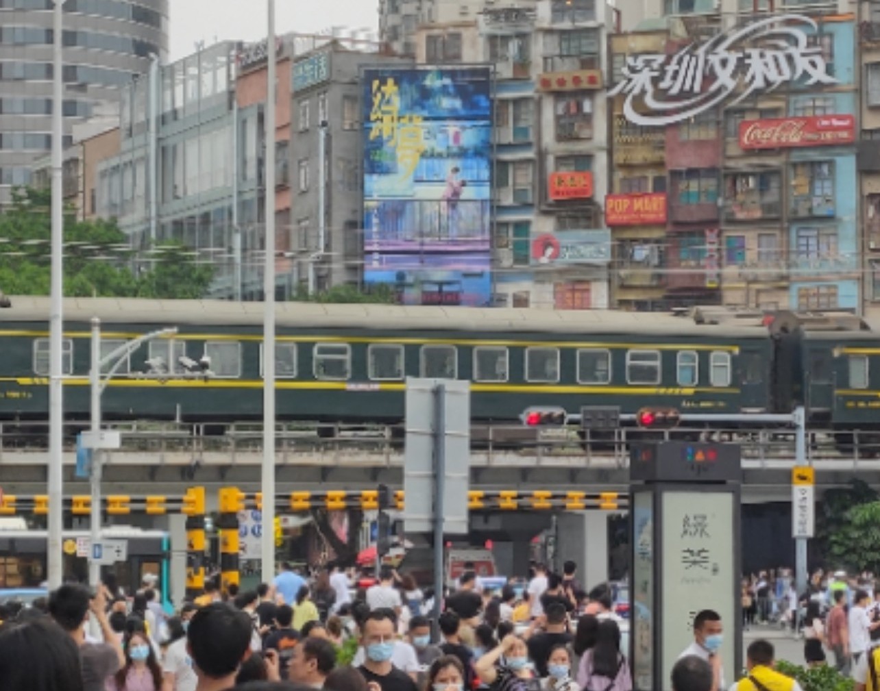 茶颜悦色是必须排队买吗,茶颜悦色真有那么多人排队吗