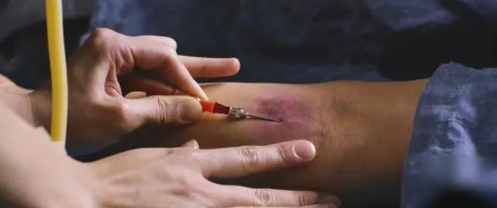 读懂许三观卖血记,许三观父爱到底有多伟大