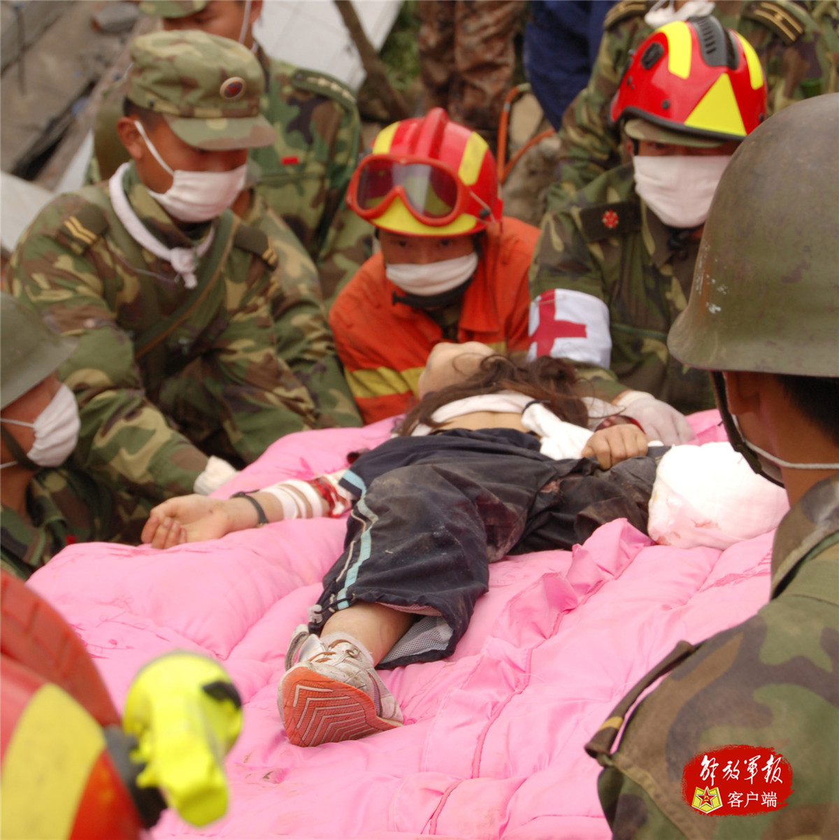 汶川铁血红军十大经典瞬间,汶川战役十大经典瞬间