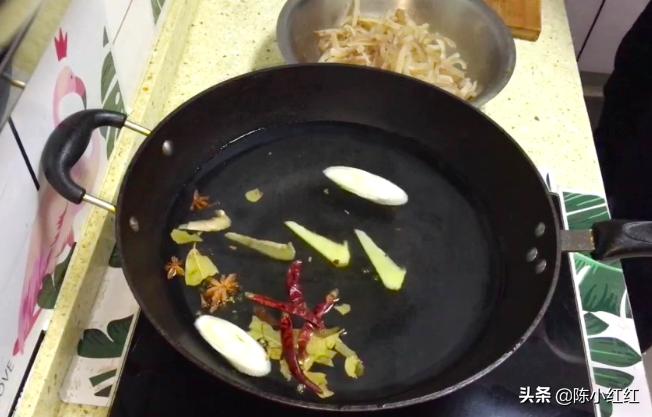 皮冻家常做法简单的,自制皮冻的方法家常做法