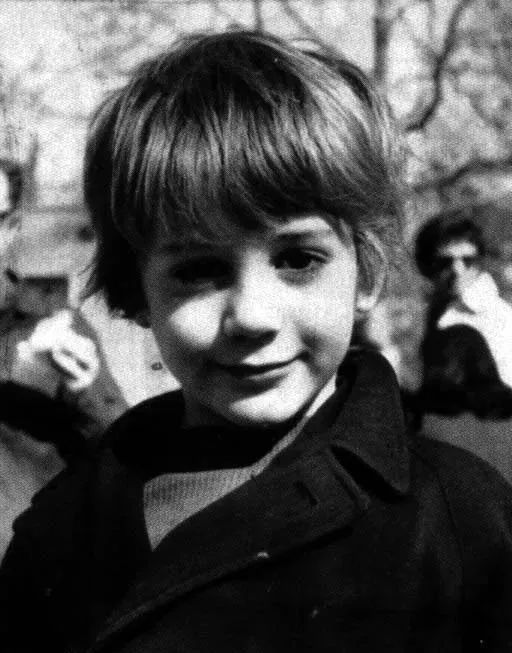 钢铁侠以前爱吸毒吗,钢铁侠吸毒史真实事件