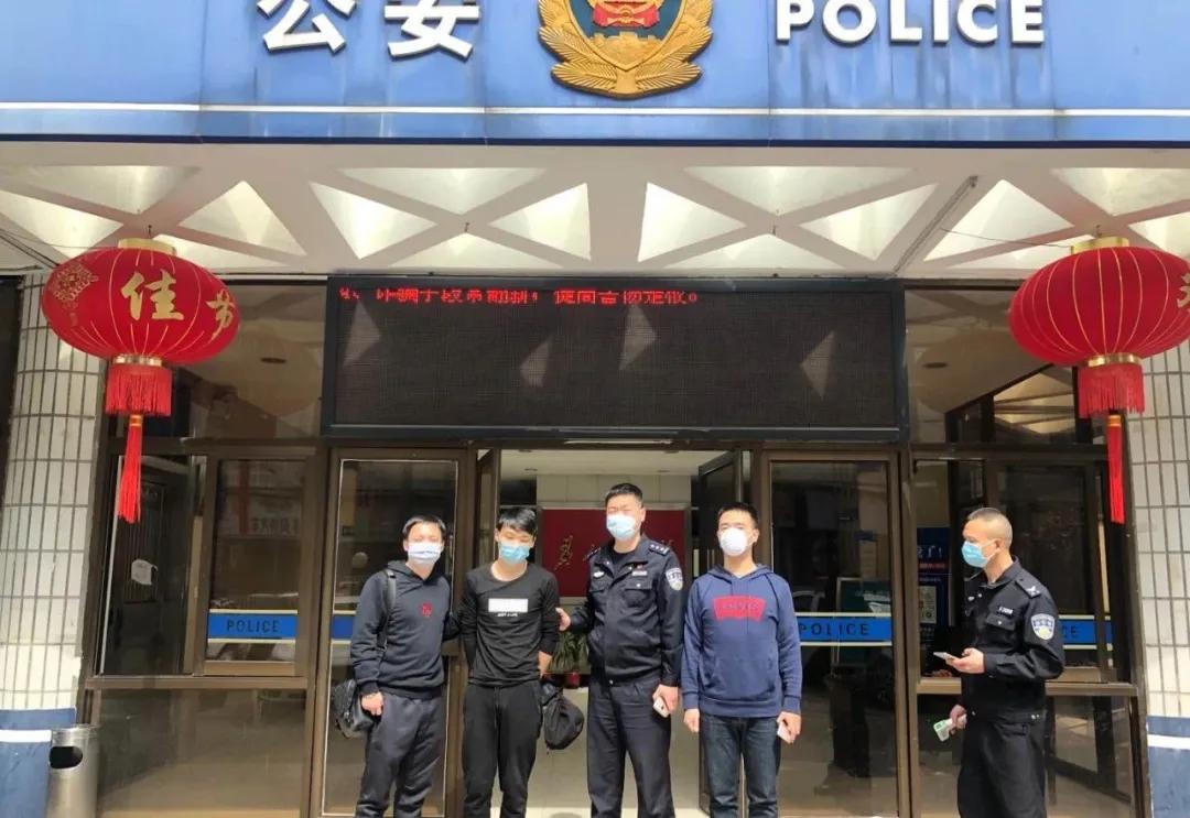 警方重拳打击网络诈骗犯罪,公安民警是怎样抓获网络诈骗的