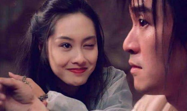 周星驰白发落泪视频,周星驰满头白发