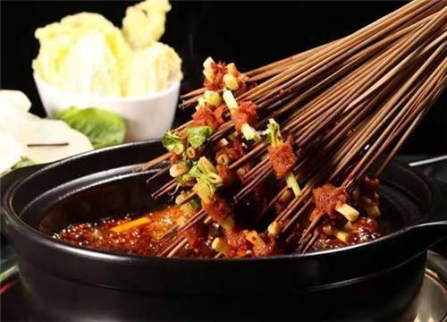 开个串串火锅店怎么选址,开家串串店怎么进货