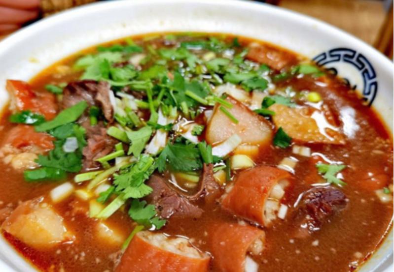 打卡正宗卤煮,打卡太原必吃砂锅店