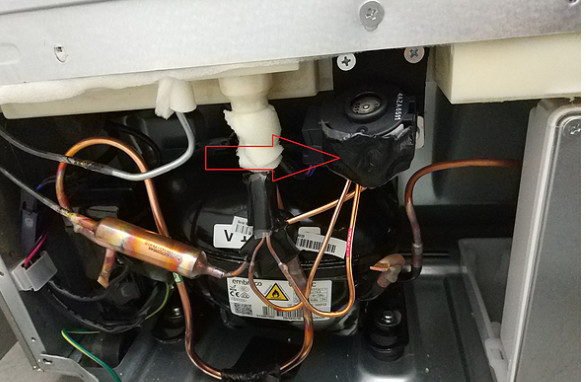 美菱冰箱噪音大解决方法,家里冰箱异响是怎么回事