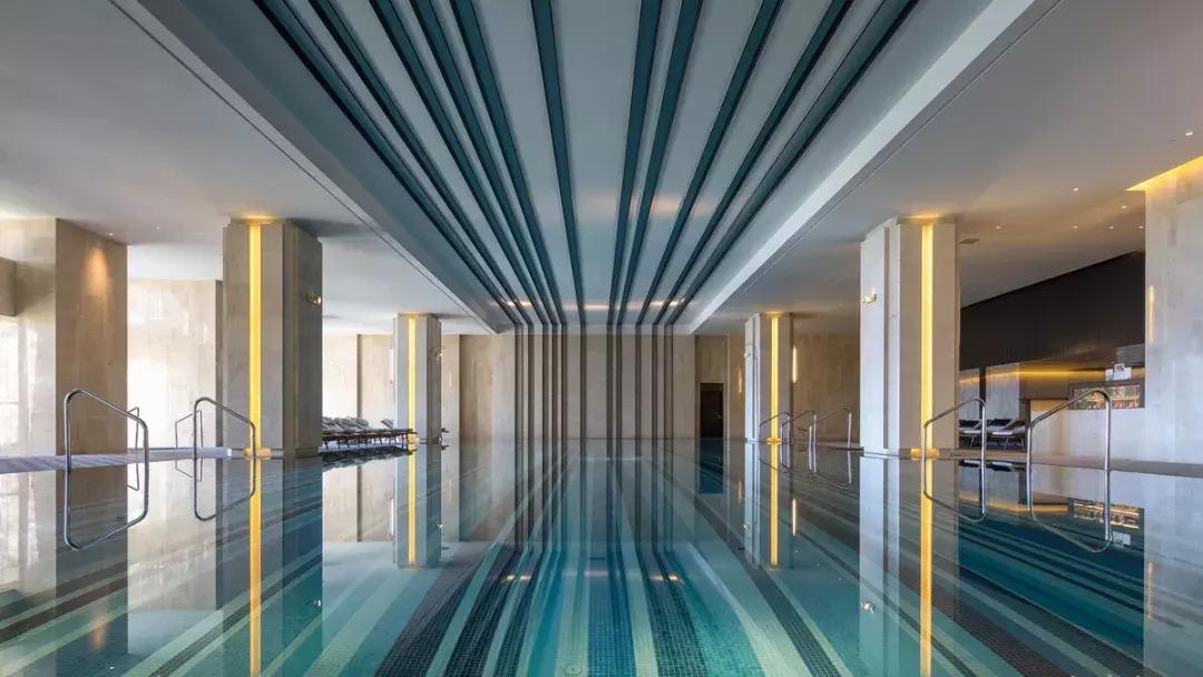 大理洱海苍山希尔顿,背靠苍山面朝洱海