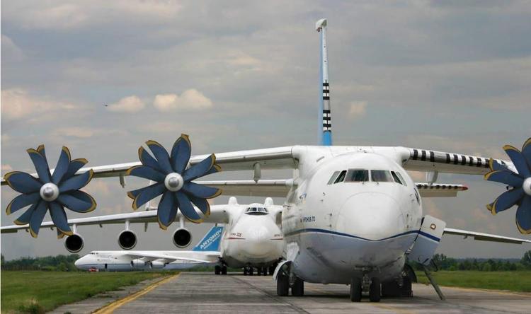 世界上最大的螺旋桨运输机,大型运输机油耗