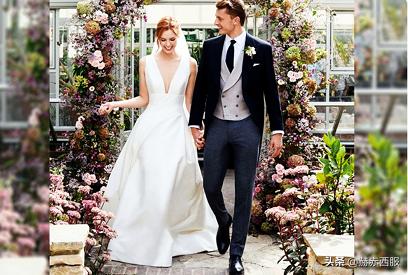 夏季婚礼西装穿搭高级感,夏季室外婚礼新郎穿什么颜色西装