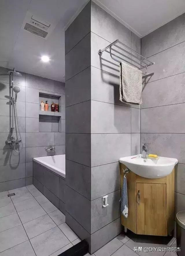 卫生间没有窗户的怎么化解,卫生间没有窗户怎样才能除异味