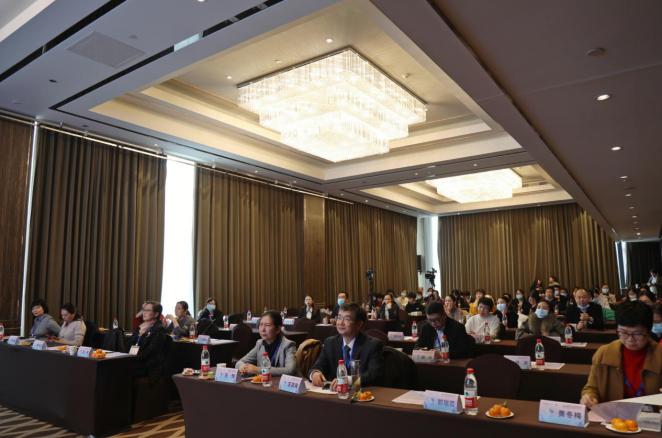 郑大二附院承办中华医学会杂志社妇科手术实用技术与规范基层巡讲