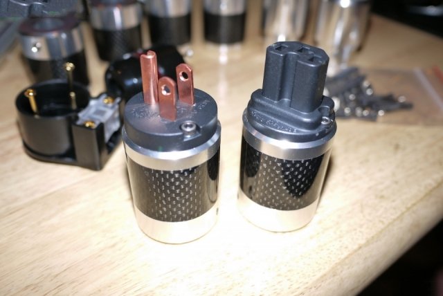 音响初烧也要有HIEND精神，马兰士宝华银线脚垫扩散板统统拿来用