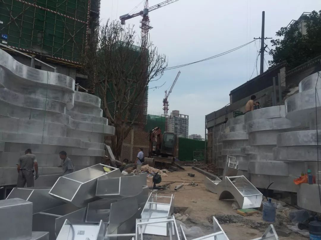 于山城邂逅一场摩登浪漫|重庆中海·天钻