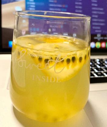 范爷同款秘籍，让你白成一道光的百香果柠檬蜂蜜水