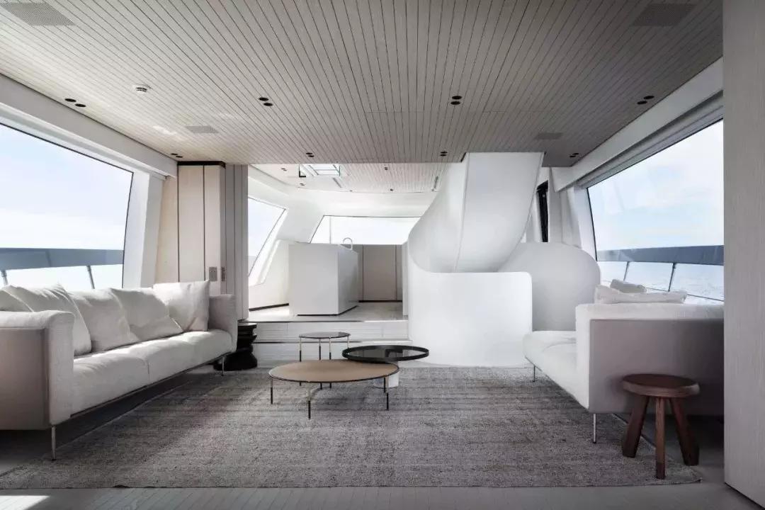 最豪华游艇别墅,一艘超级游艇多少钱
