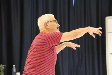 Zvika派索Pesso戏剧舞动￨国际舞动大师带你进行一场时光机的旅程