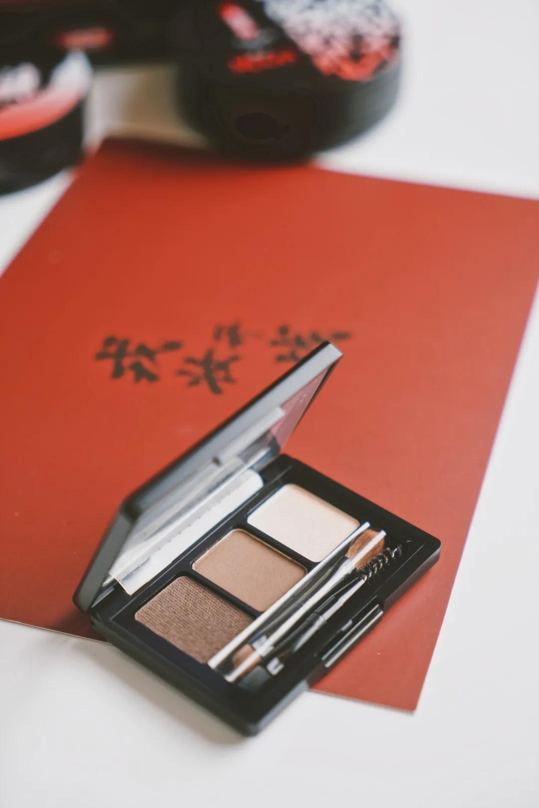 最好用的水乳霜精华是哪一款,最值得购买的护肤单品面霜油皮