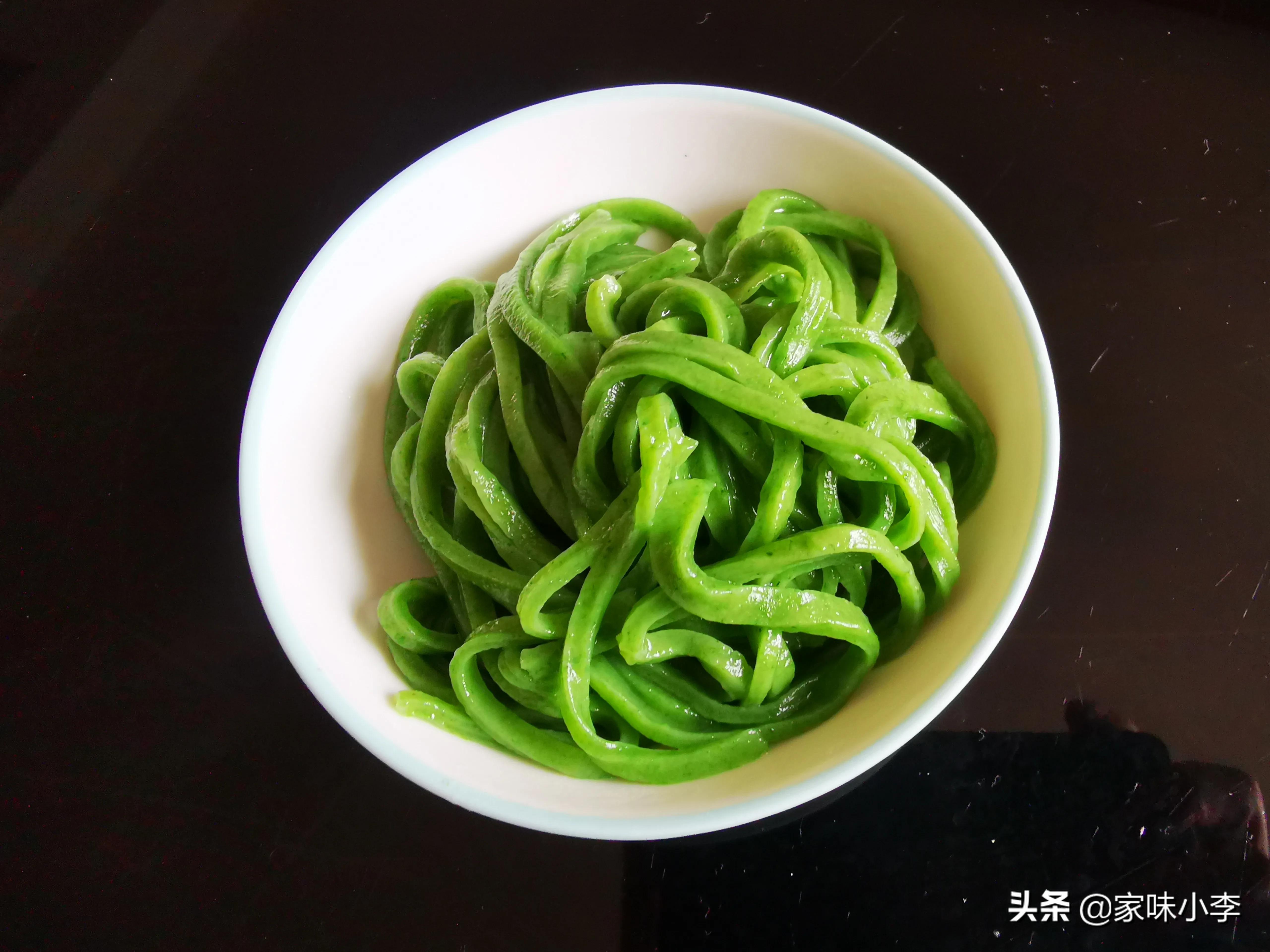 手擀面面条一煮就断什么原因,手擀面一煮到锅里就断怎么回事