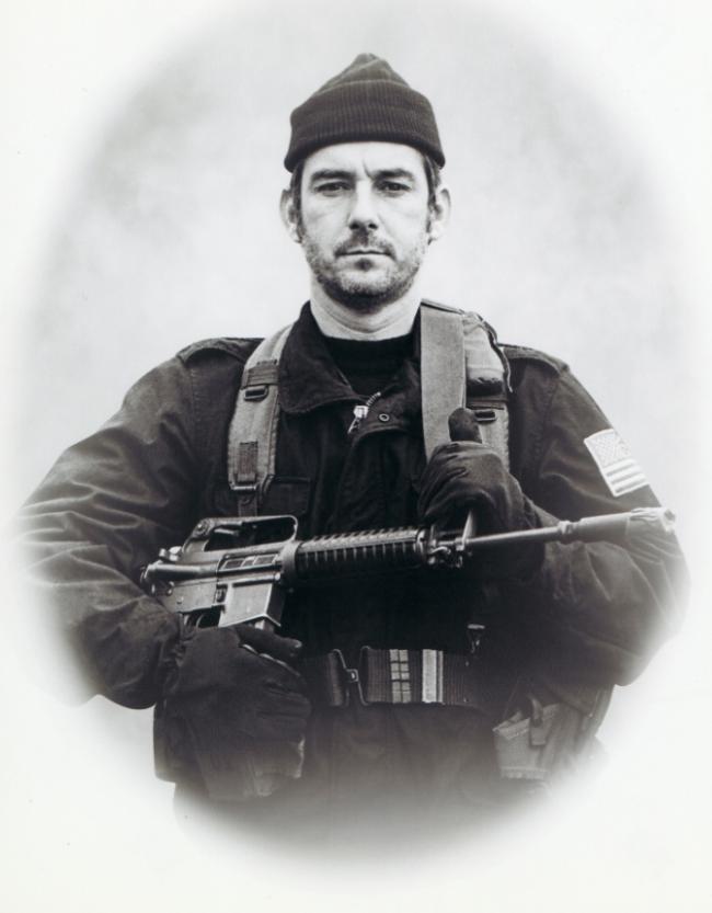 car15步枪是全自动的吗,美国产car15民用步枪