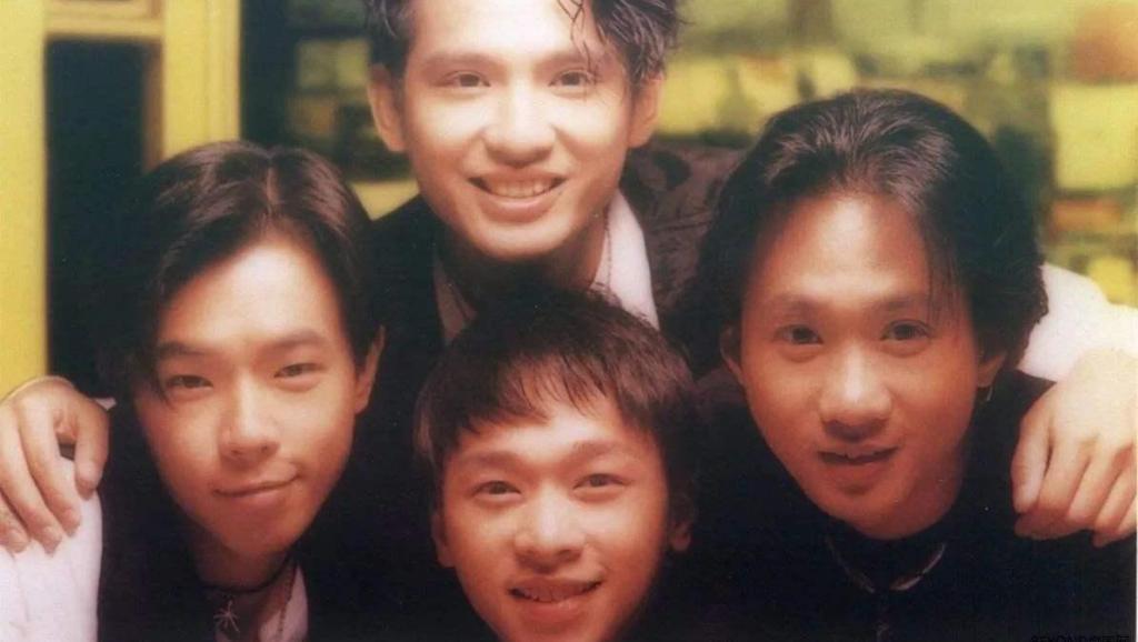 黄家驹的“唏嘘”，是讽刺娱乐圈，对香港乐坛失望的感叹