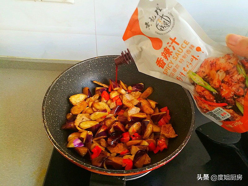 怎样做才能让锅不粘,怎么让锅炒菜不粘锅底