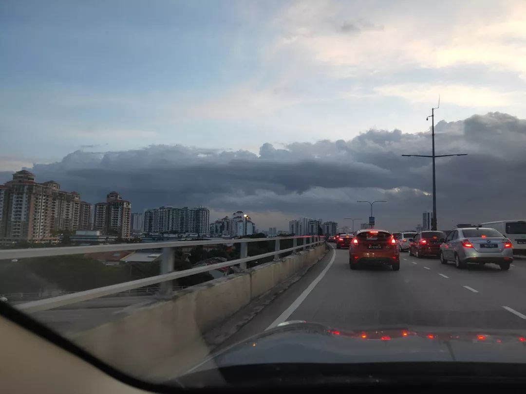 在欧洲开国产车是什么体验,在外国见到中国车是怎么样的体验