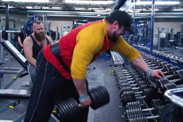 单手俯身划船练背部哪里有感觉,如何练习划船动作