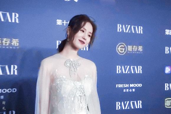 芭莎慈善夜没有张艺兴吗,芭莎慈善夜没有迪丽热巴吗