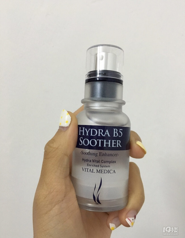 修复皮肤护肤精华推荐,精华有哪一款可以抗老美白的效果