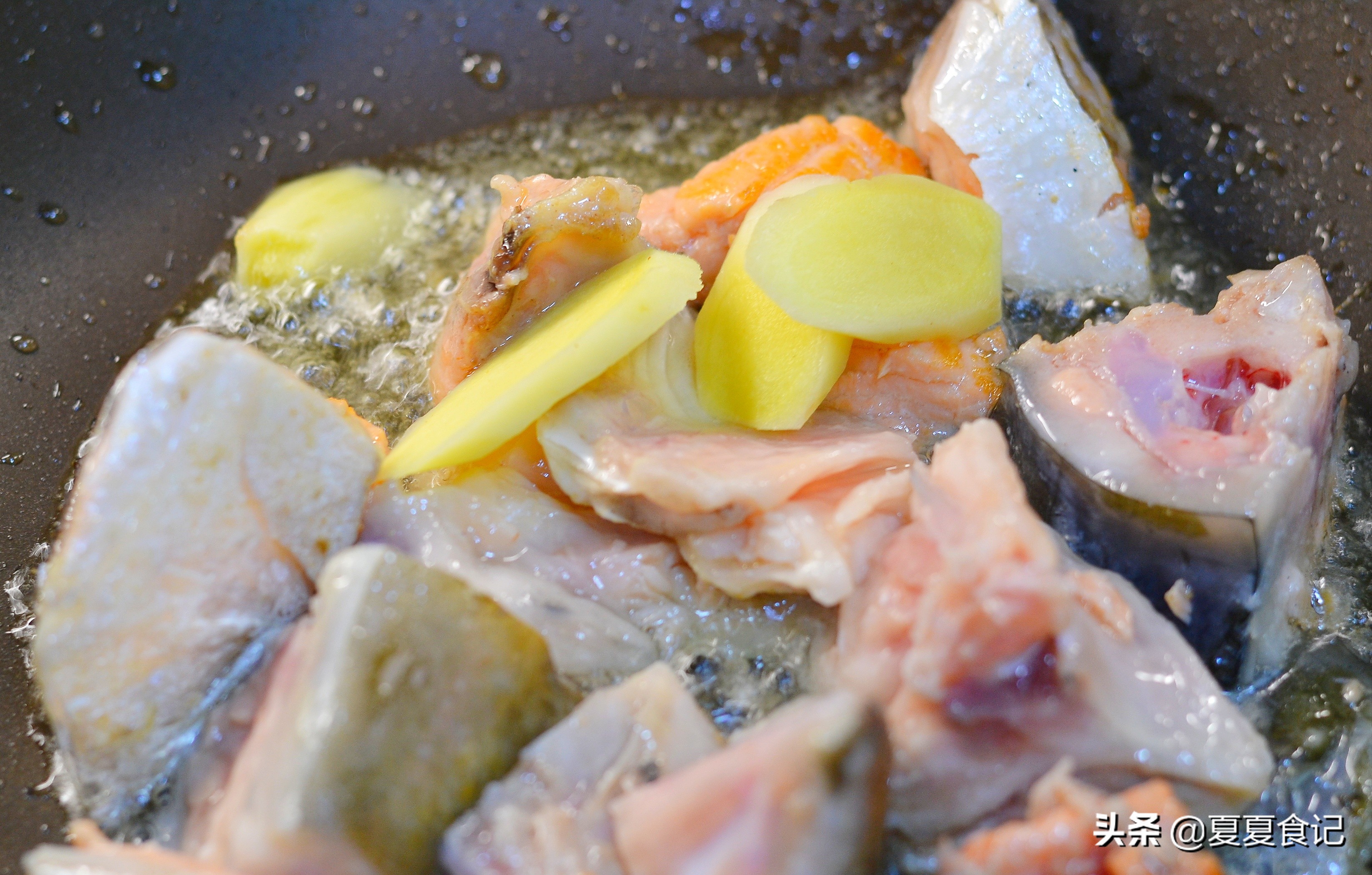 三文鱼汤和鲫鱼汤,三文鱼和鲫鱼汤可以一起吃吗