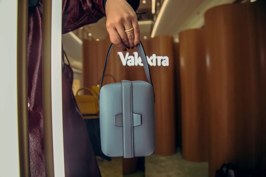 时尚街拍包包大牌款,千奇百怪的包包