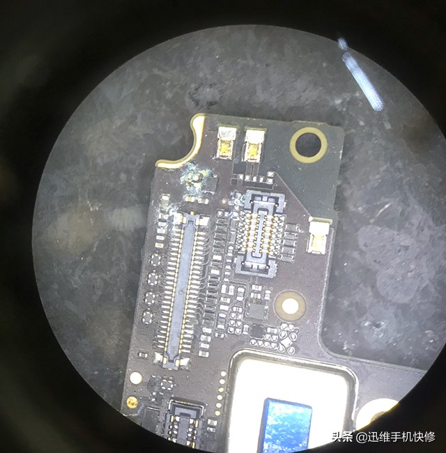 小米8进水黑屏了怎么拆机,小米8探索版进水能开机屏幕不亮